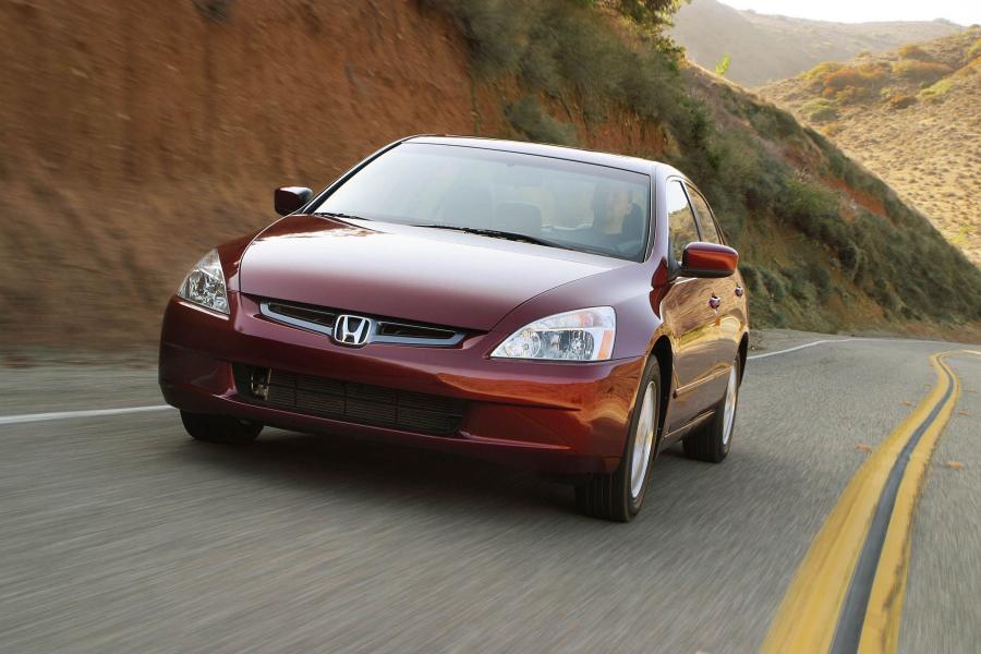  Honda Accord 2003 года  (US) (фото 30 из 43)